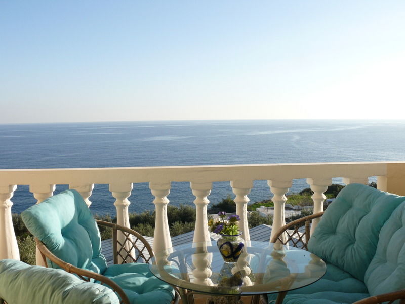 Achlia Hotel المظهر الخارجي الصورة